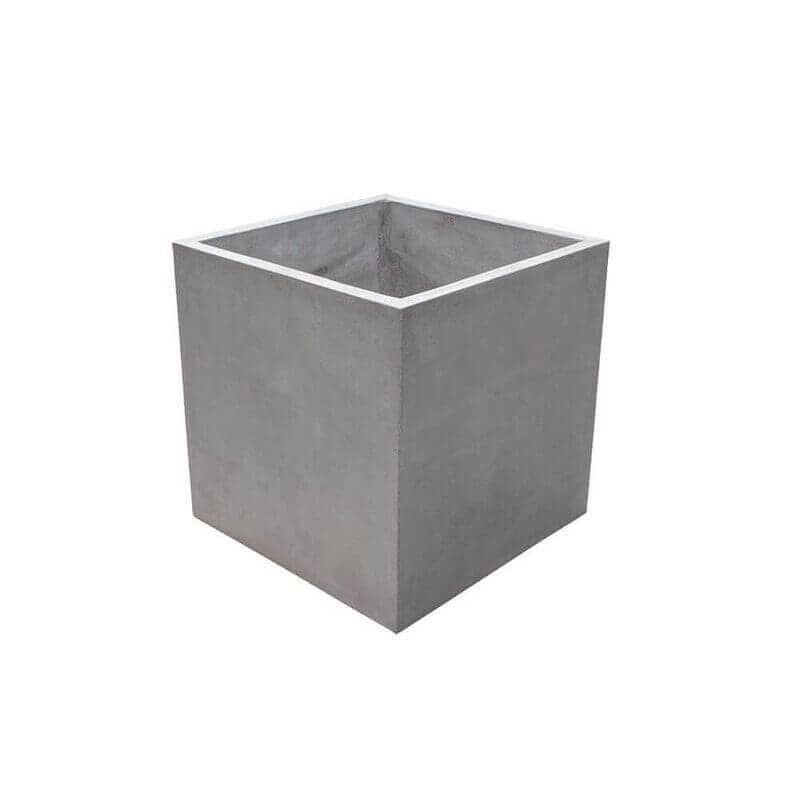 firkantet beton krukke mellem 1