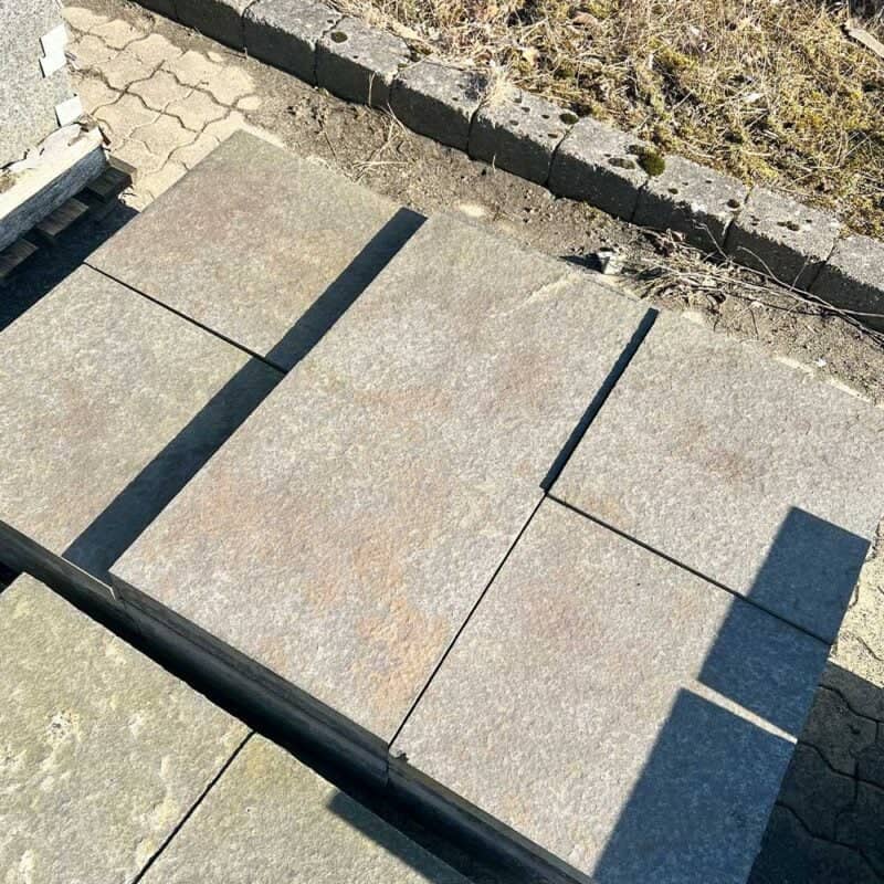 40403skarpkantet sort
